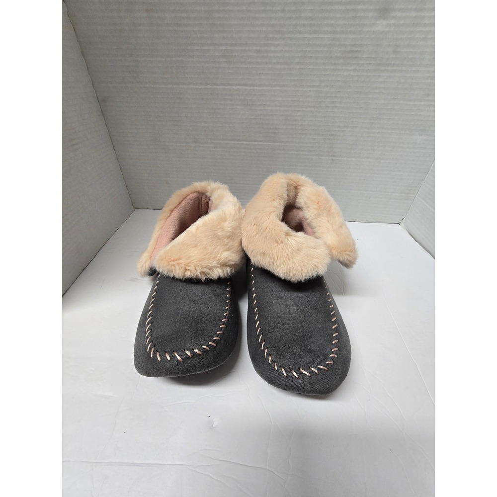 Isotoner Womens Gray Suede Faux Fur Cuff Moccasin Slippers Size 8/9 L